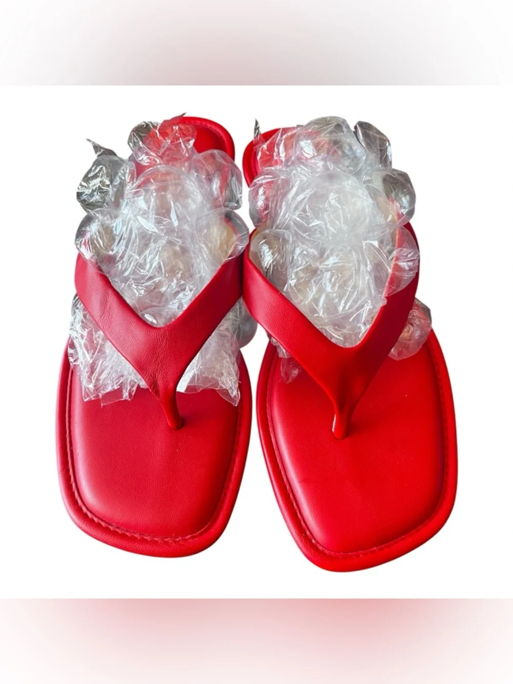 Yellow Box Red  Thong Sandals - Women Size 6 NWOB - Picture 3 of 9